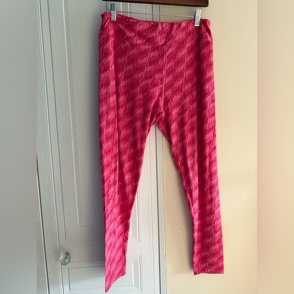 LuLaRoe Pants - LuLaRoe Love Leggings Tall & Curvy pink Valentines themed